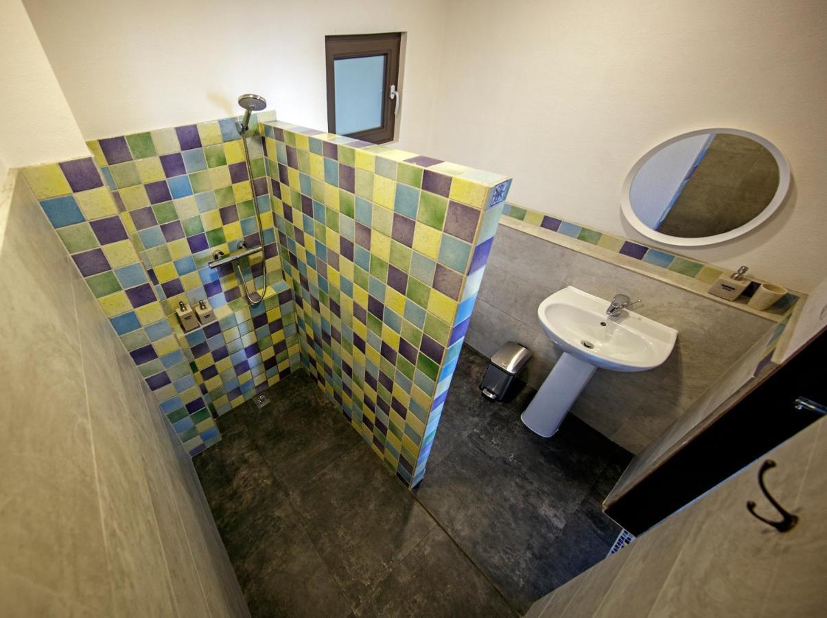 Emoha Dive Resort