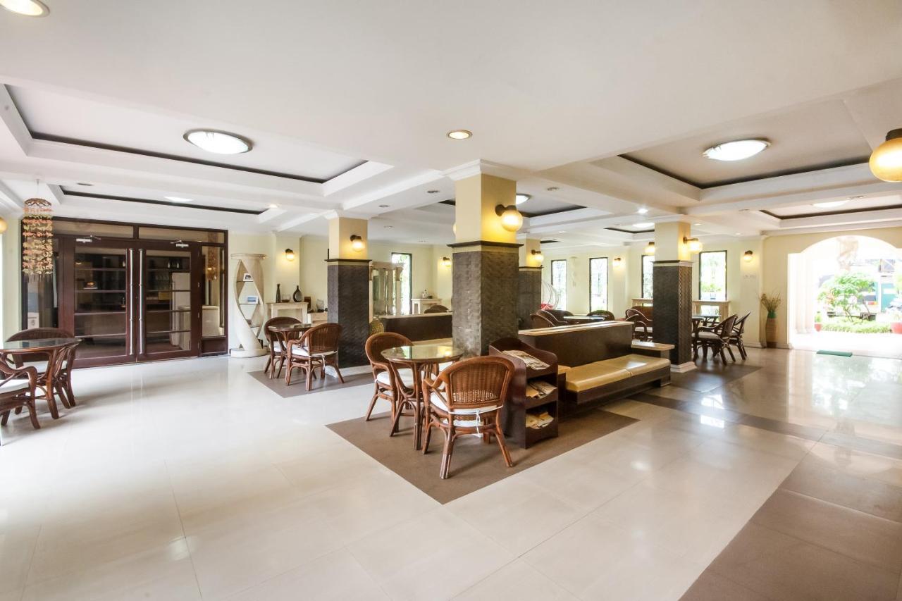 Hotel Hilltop
