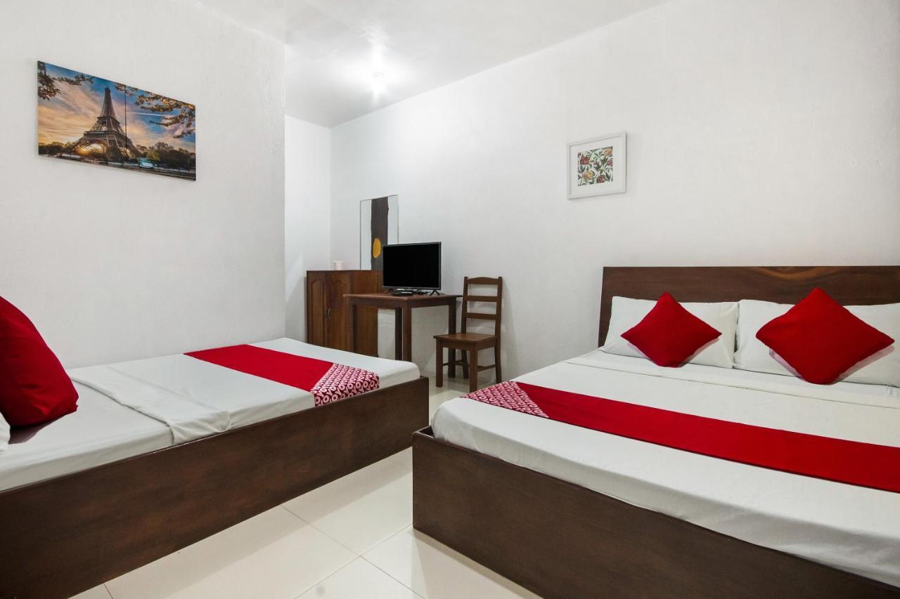 Oyo 446 Mb's Sunrise View Hotel Oslob