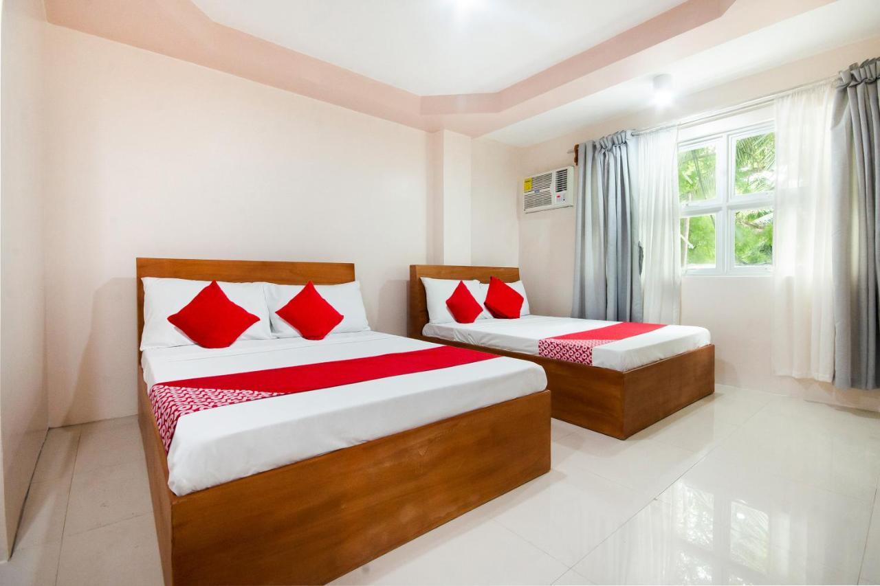 Oyo 446 Mb's Sunrise View Hotel Oslob
