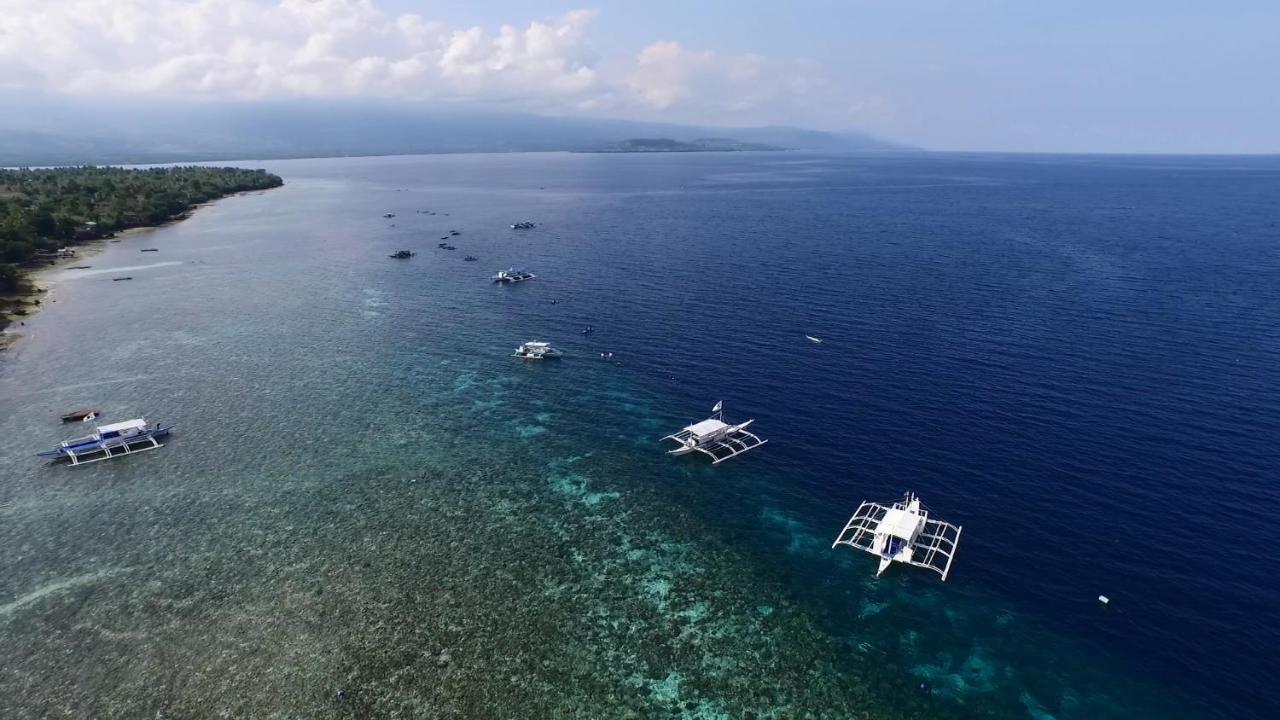 Club Hari Dive Resort 3*