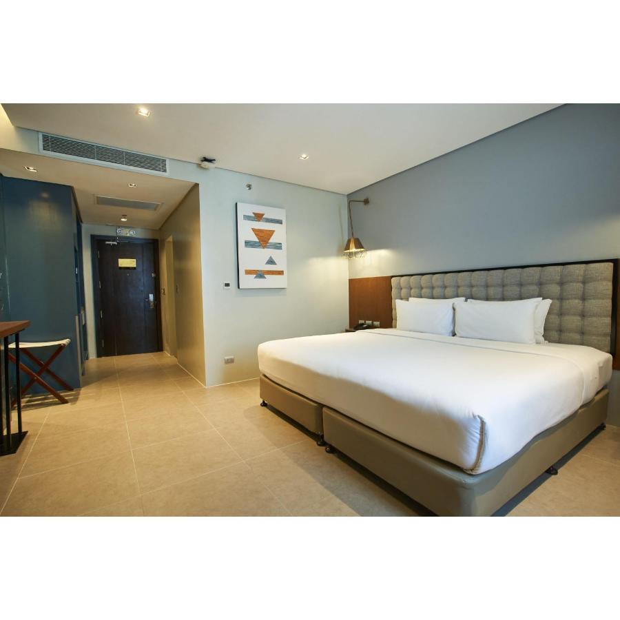 Summit Galleria 3* Cebu