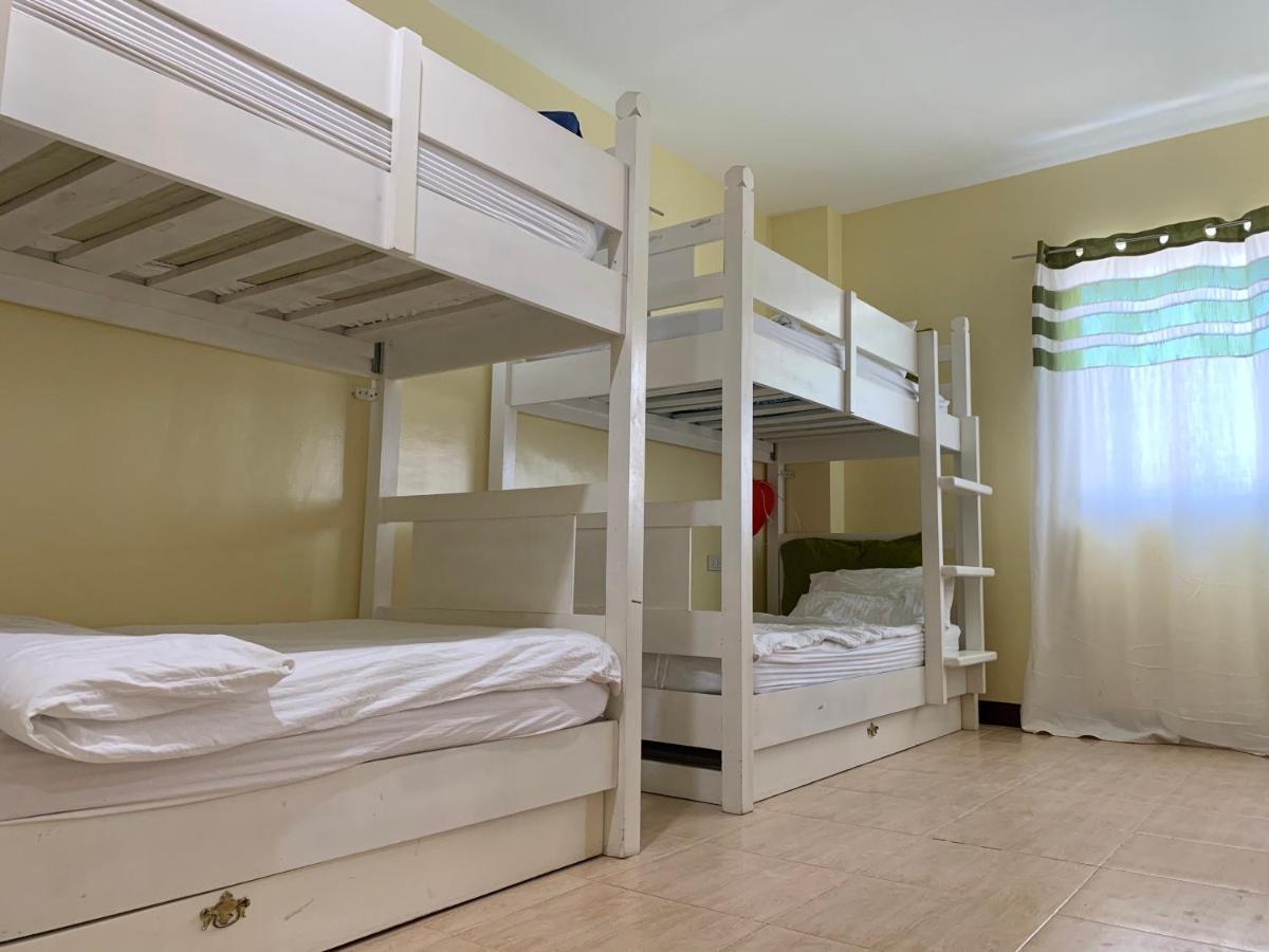 Hostel Mactan Seahorse *
