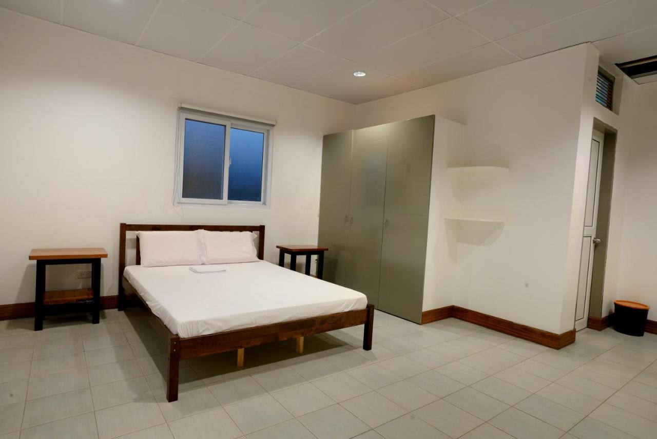 Ola! Cebu Hostel *
