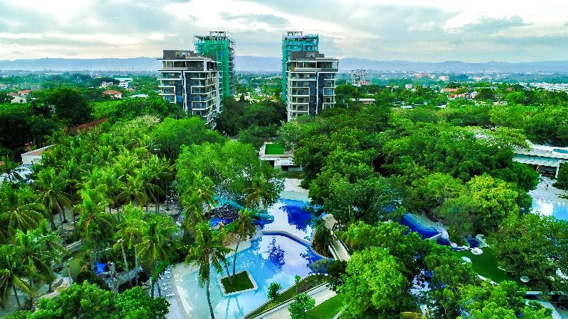 Tambuli Seaside And Hotel